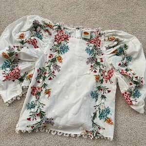 Farm Rio XS Puff Sleeve Top. Beautiful details. No Tag but Brand New.